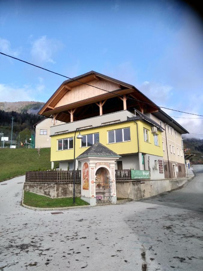 Gostilna Pension Blegos โพลจาเนแนดสโคฟโจโลโค ภายนอก รูปภาพ